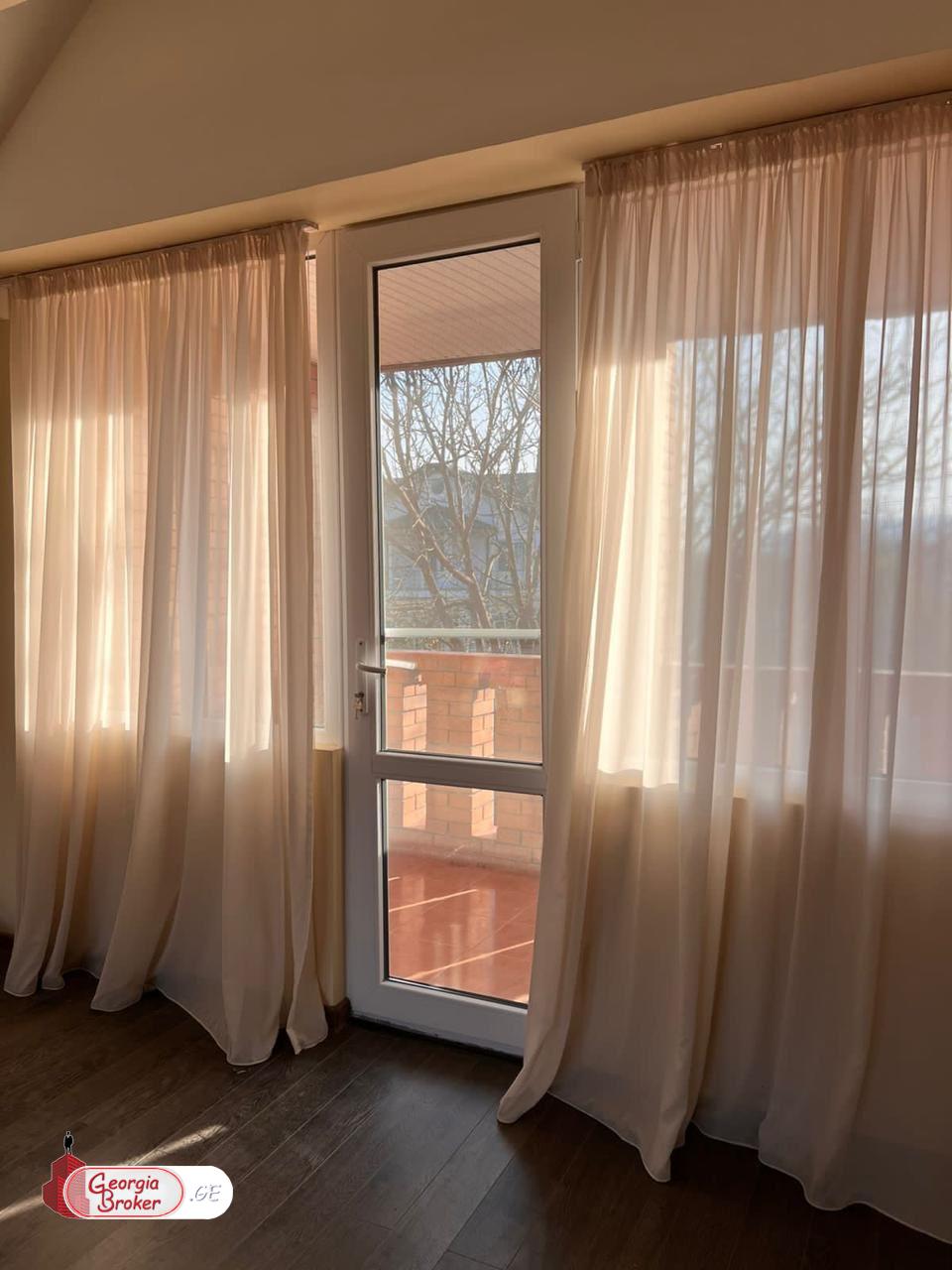 продается дом с новым ремонтом 5-комнат